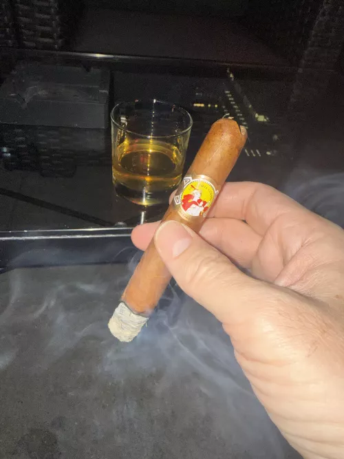 Happy Gloria Monday by SPQRstonks