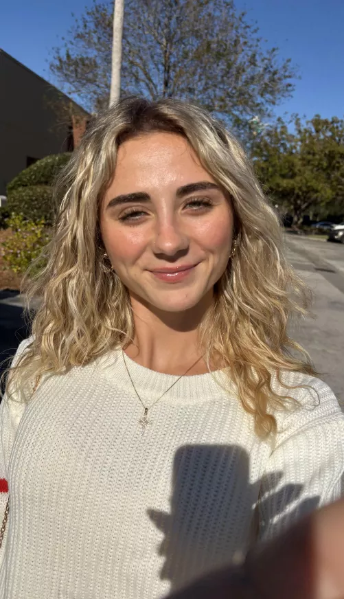 hey there! smiles for you :) by iKamx