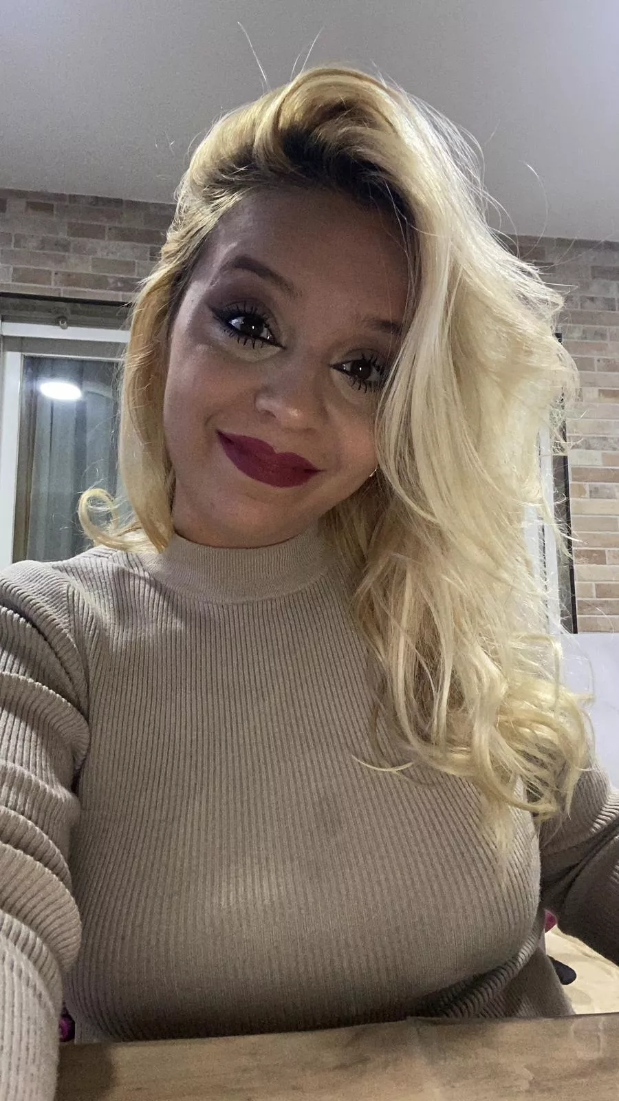 ❤️I'm Galadriel ❤️❤️I love to see how you would want to lick my Butt❤️❤️❤️The first one to send me this emoji ⭐️ on my OF gets 🎁! posted by Galadriel69_