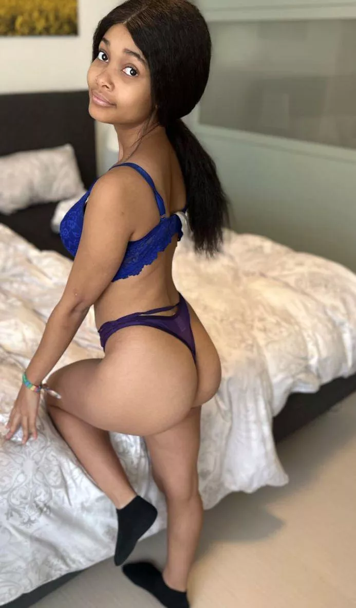 let me show you something sexy posted by juliapassion21