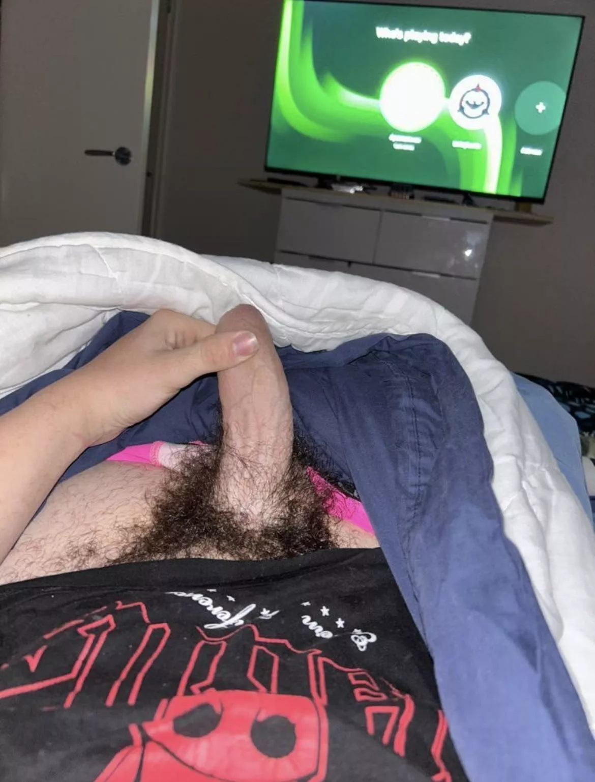 Looking to get sucked  posted by Available-Sir2766