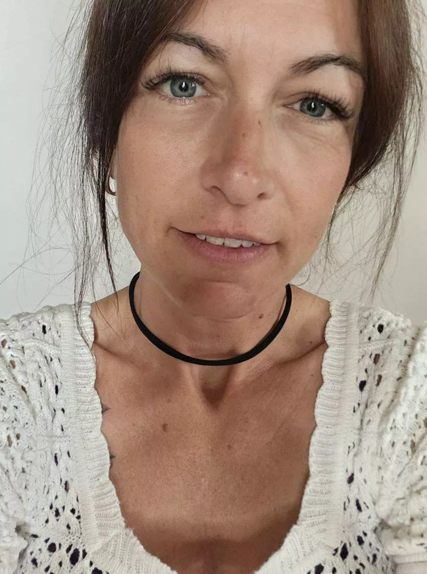 Mom at 30+, feeling good and owning my age. Confidence is everything!  posted by wondermilff