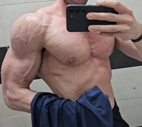 Ready to worship and service a 6'7