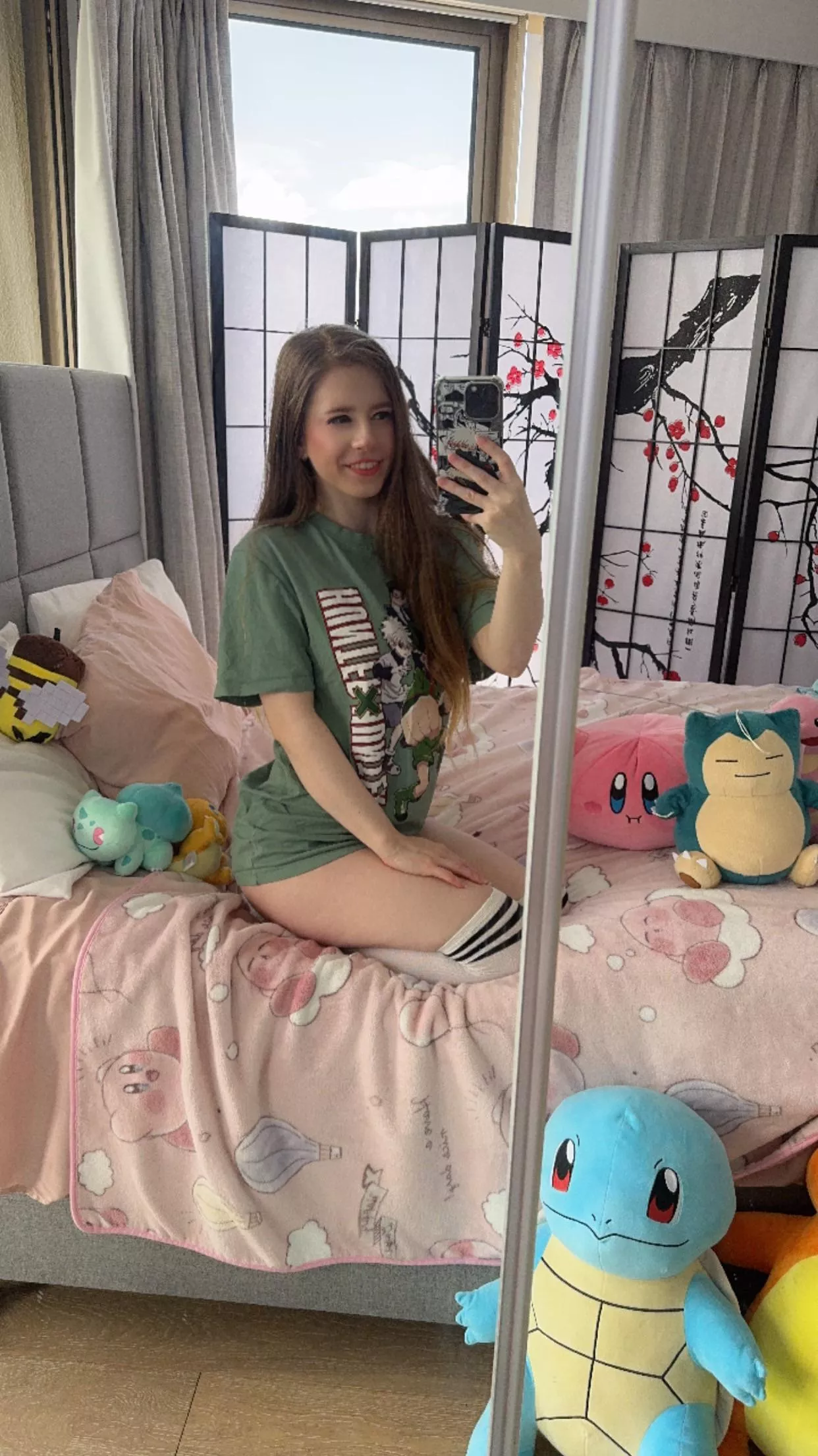 words could never describe how badly i wanna make out with you  posted by ellieraelol