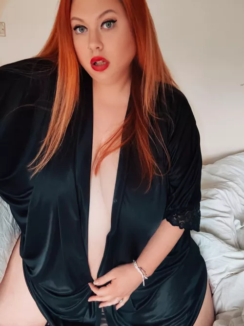 Your body is mine to command, your mind to control by MissLucyOlive