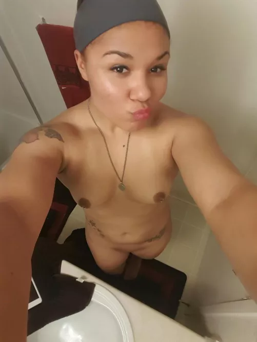 Happy tuesday  by Mo_Mo0719