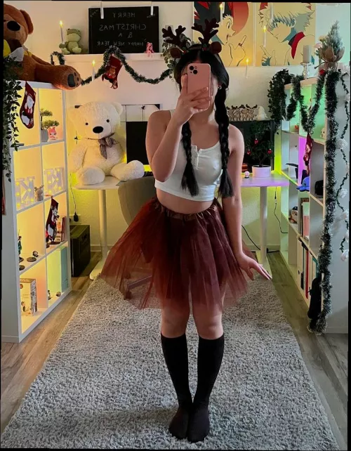 this reindeer is needed to be tamed ~ by cuiesduty