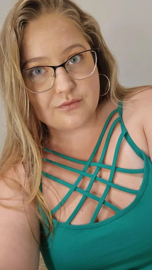 Cashapp cute notes worshipping my perfection $RhiannaReynes  by RhiannaReynes