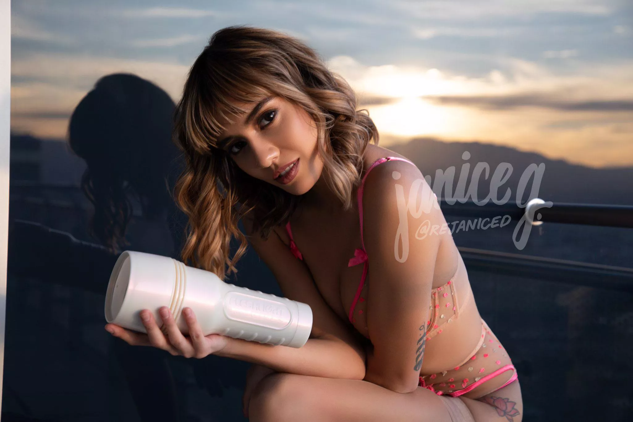 get my fleshlight 🔦🤭✨ fuckjanice.com posted by simpmachine