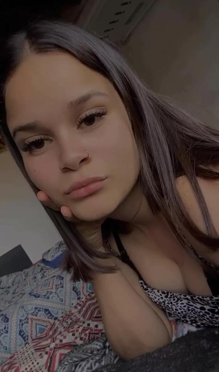 Hi💕 posted by belenrom