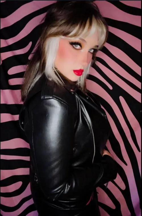 How I look at you after I hear you say you just got paid (@valarievvvixen) [onlyfans]  by allouttabvbblegum