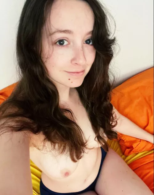 I'm Horny Looking for some fun together like sexting face time🤩 by Ill_Past7203