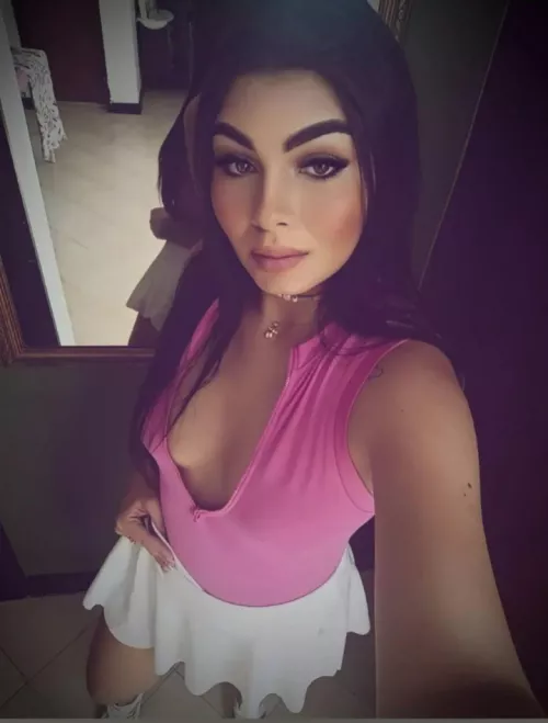 Just a cute selfie by Pale-Practice-8740