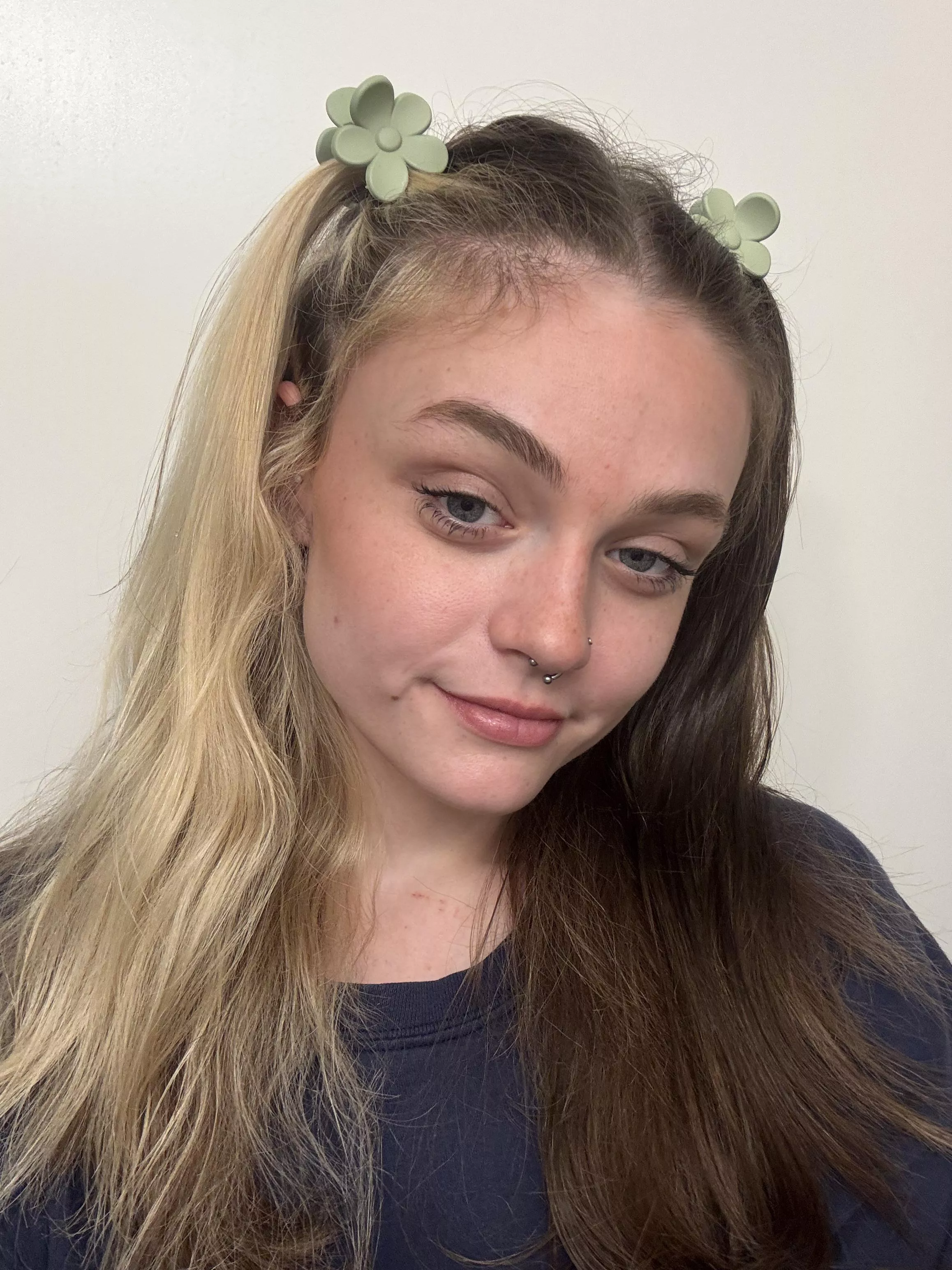 Just a cute selfie :) posted by Defiant_Bother6331