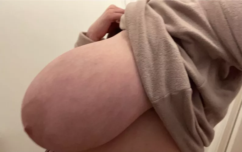 Make a wish about huge tits like mine by The_32M_Queen