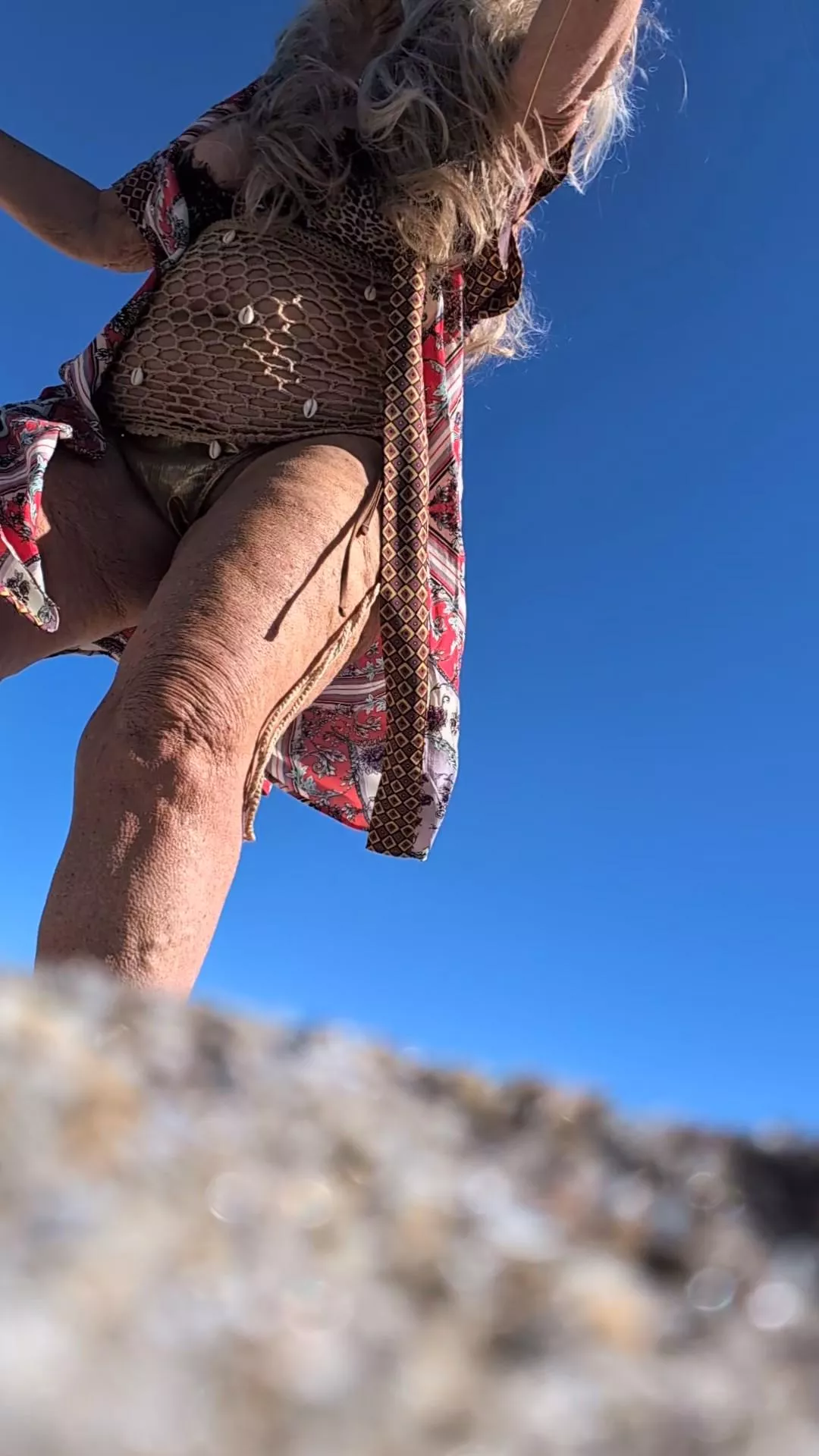 Runaway mom by the sea posted by Able_Big_1555