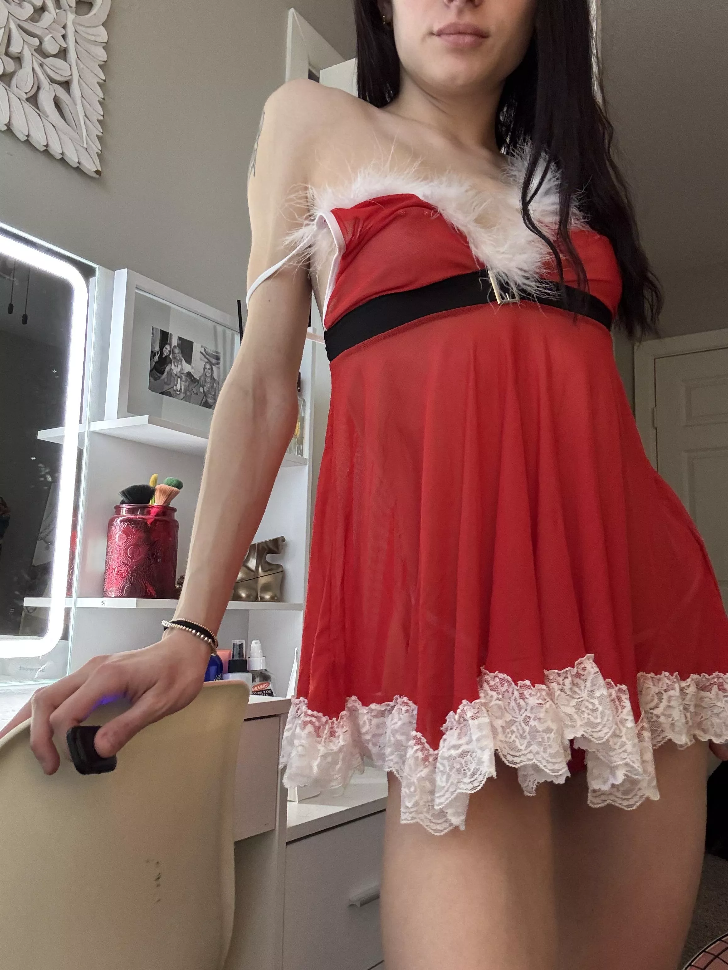 who knew i could be this horny ;) posted by trixie_bby