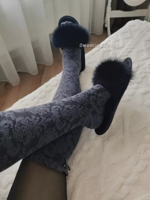 Do you like my slippers?  by SweetieAlyona