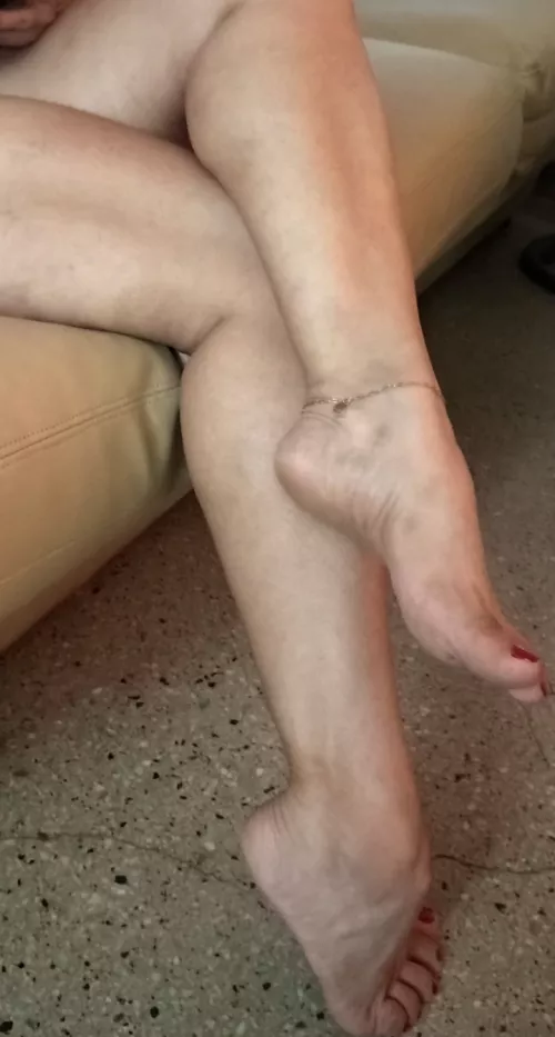 My feet Tired today by penthesiela_