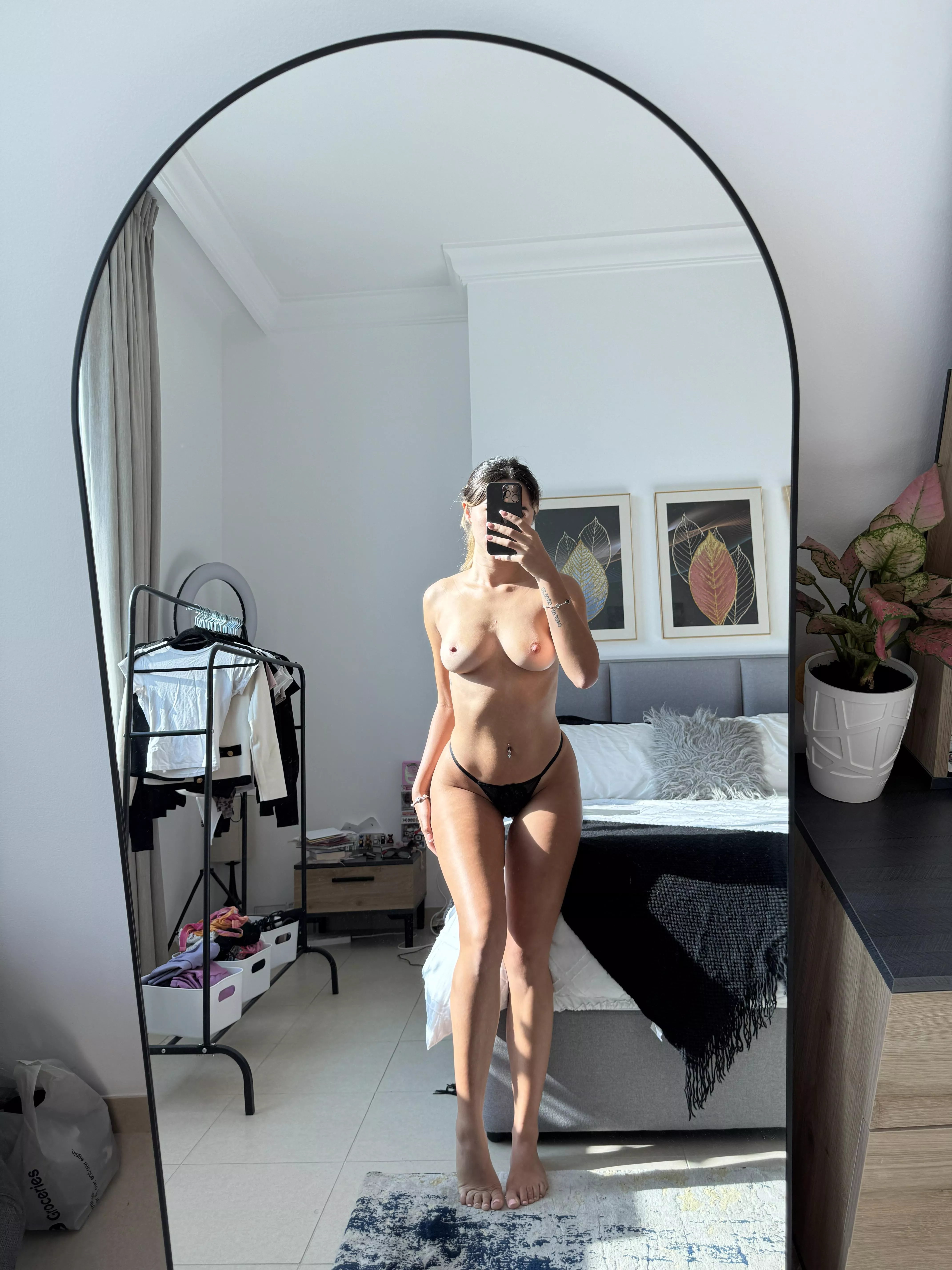 You know I have the best body you have seen on here.. just admit it posted by lopezolivia