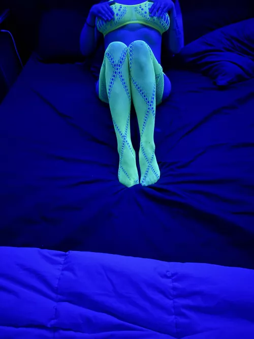 Any ladies want to join me and my husband tonight in Prescott valley  by Big_money_trucker