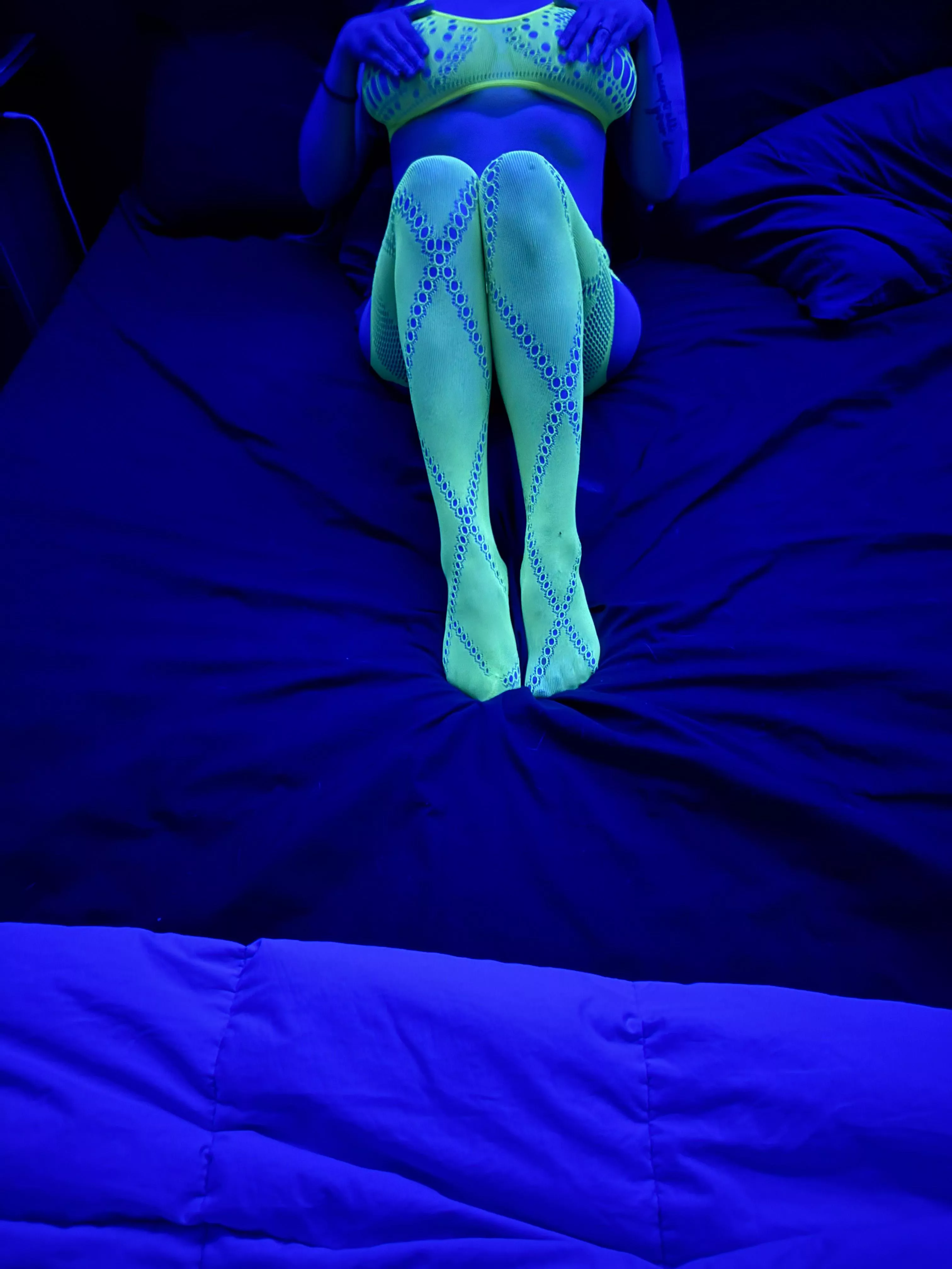 Any ladies want to join me and my husband tonight in Prescott valley  posted by Big_money_trucker