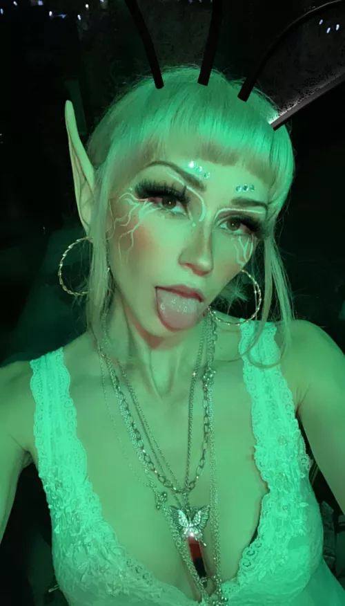 Did a cute lil elf look yesterday 🥰💕 by xxxkitty26