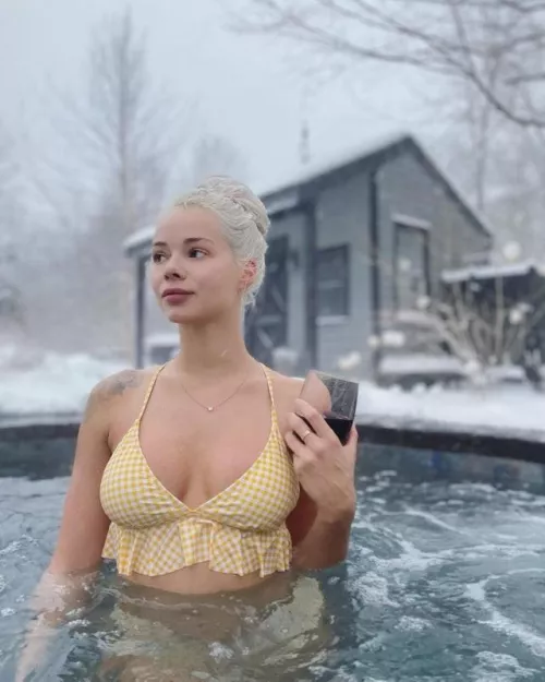 Frozen❄️ by Training-Country-973