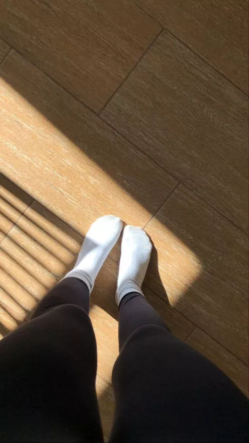 morning kiss 💋 [F] by NovaDreamer420