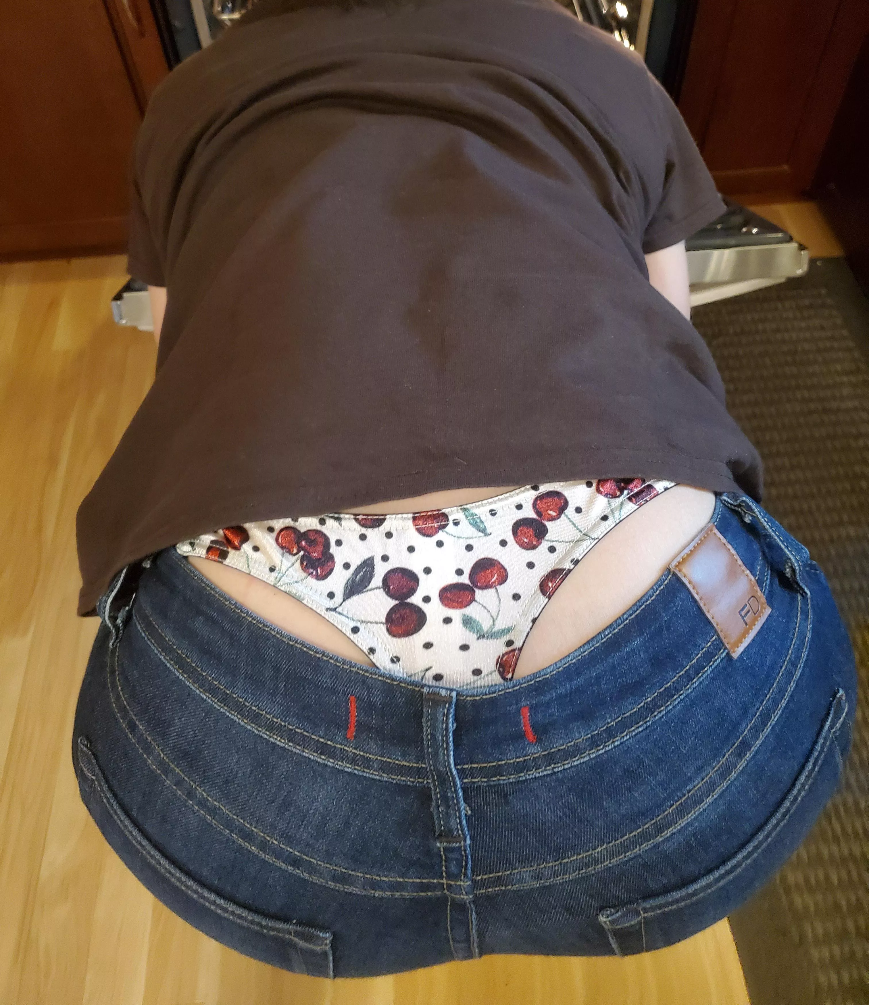 Something's cooking posted by somerata