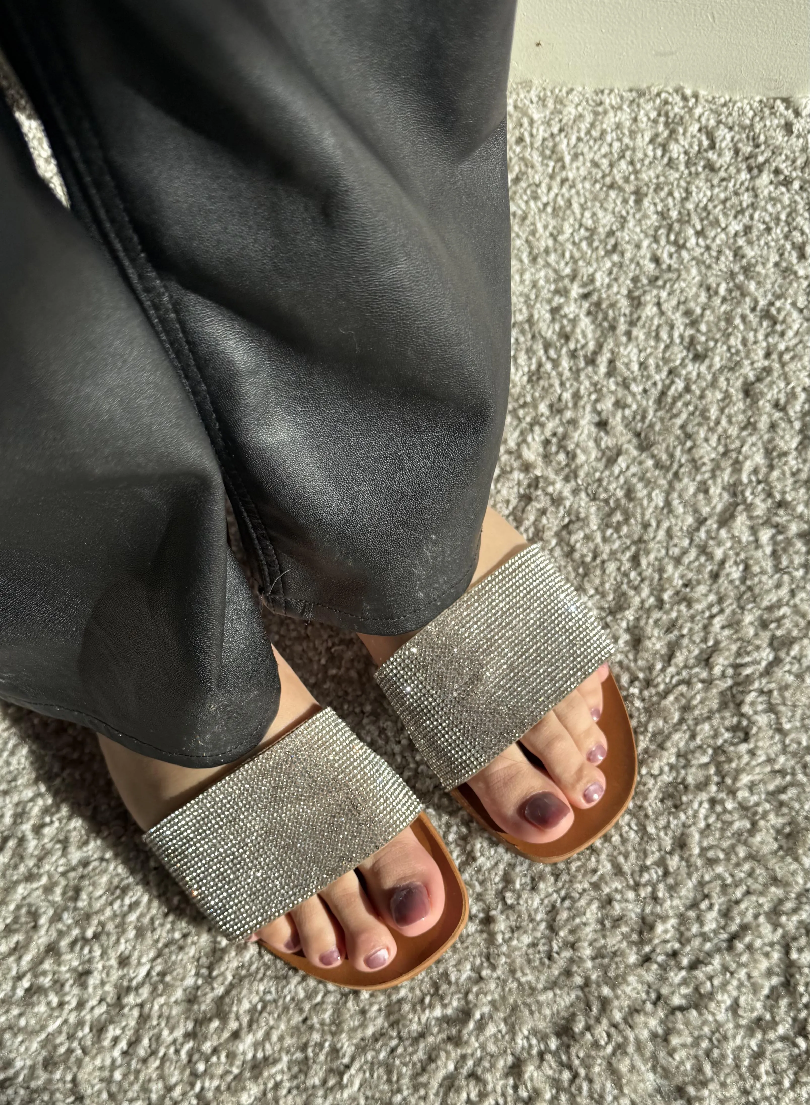 Any fans of Arab feet in here? posted by ArabArches