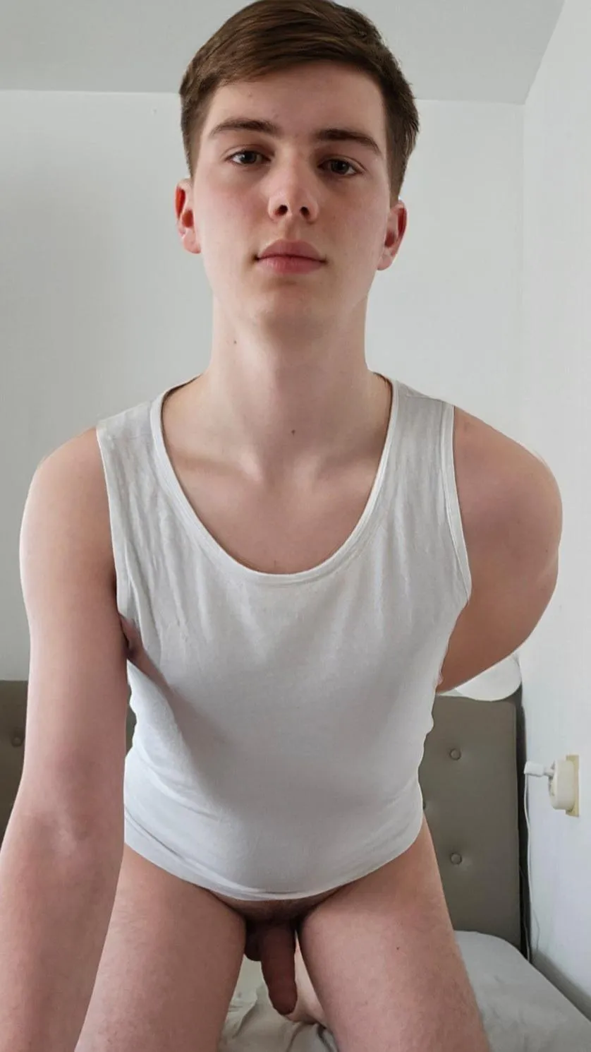 Can i be your fuck toy? posted by Jay_Dong