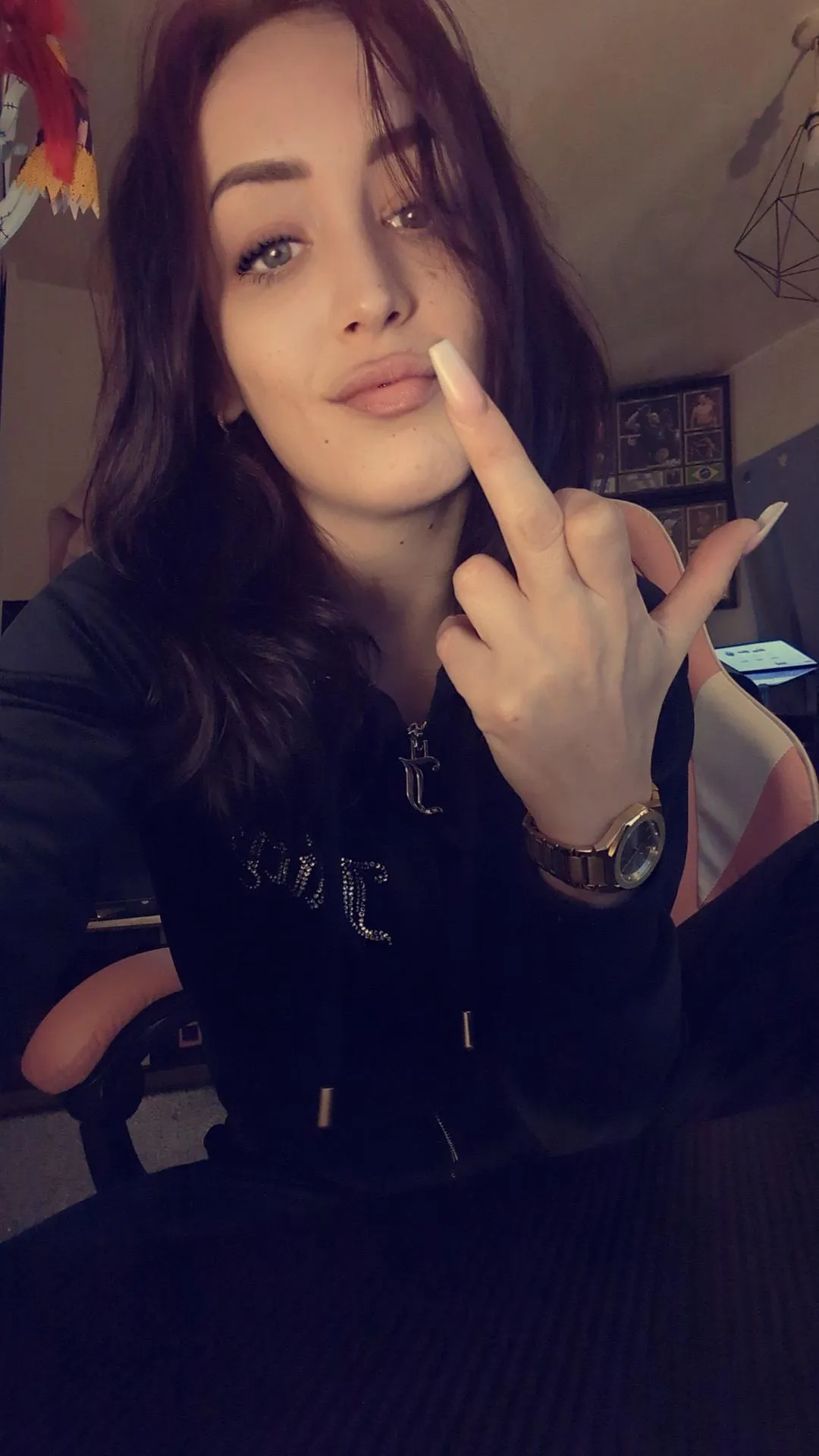 My face is enough to weaken that fragile mind posted by GoddessAimee