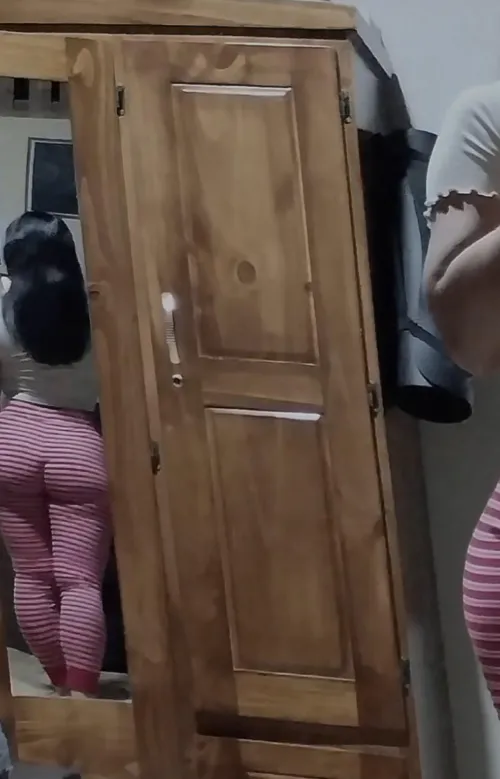 Puta zorra, aquí. by Odd_Schedule_5819