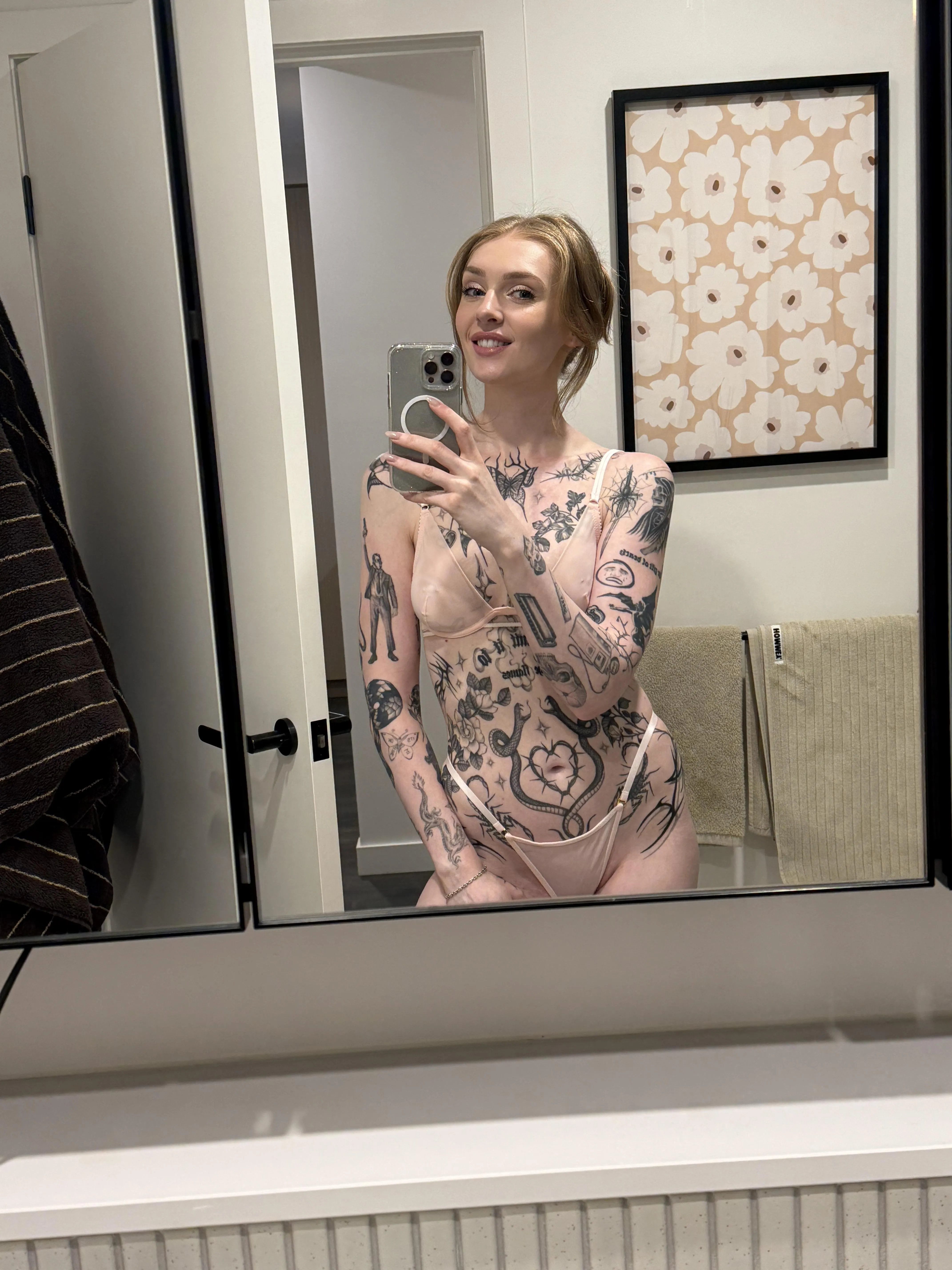 Shooting for Valentine’s Day today hehe posted by little-miss-mish