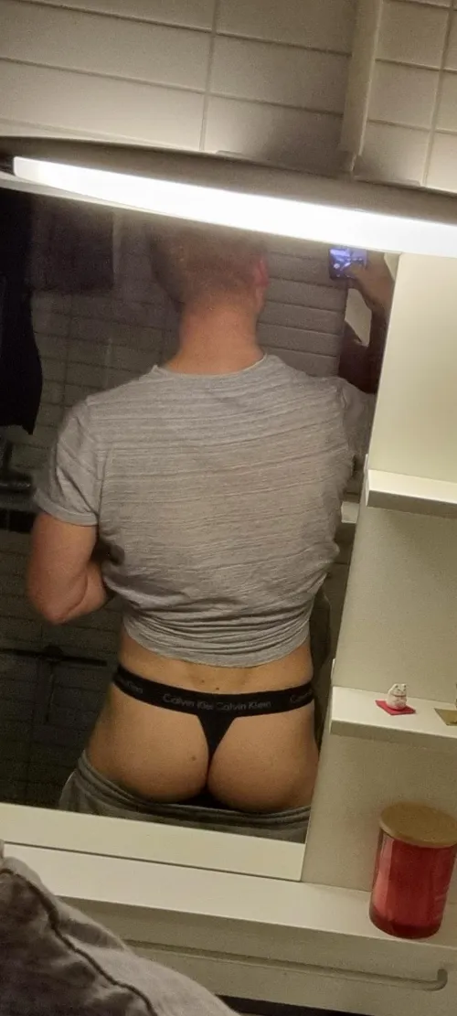 What's your opinion on thongs? by Kvillegay