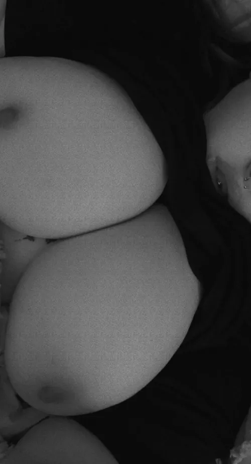 feeling bored on a Saturday night, who wants to join? by dustbunny666