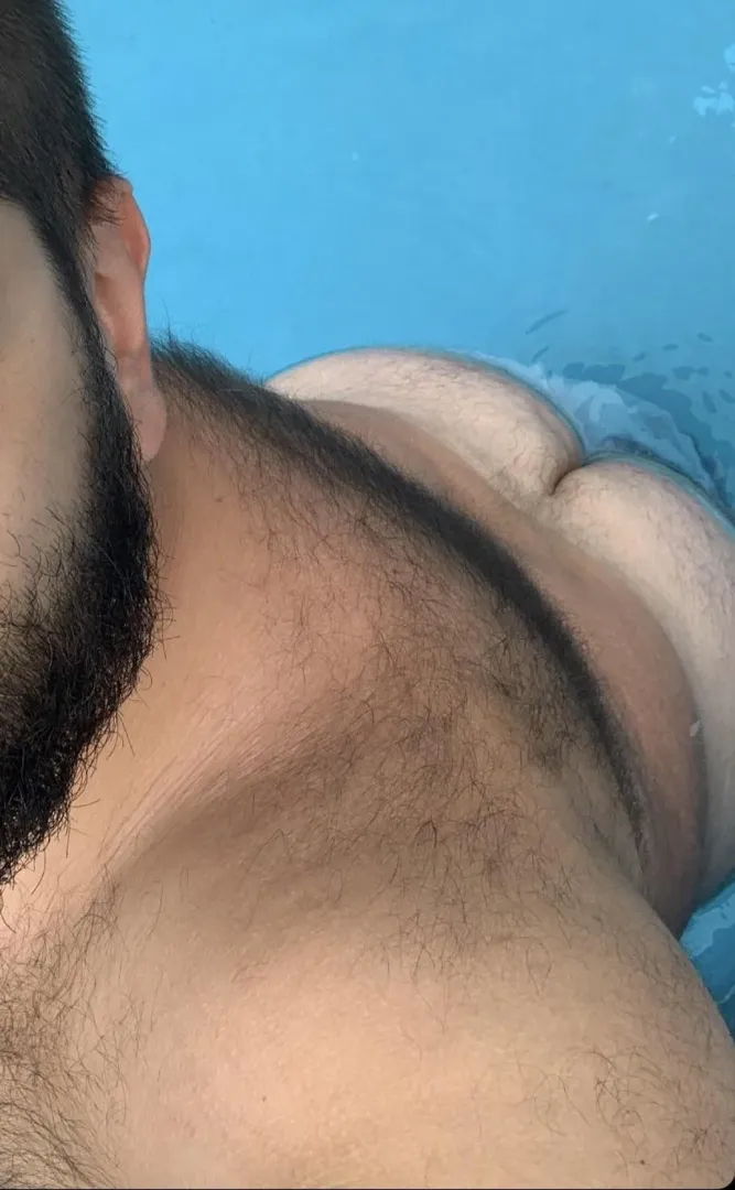 I’m back, old account deleted. posted by BearcumLover