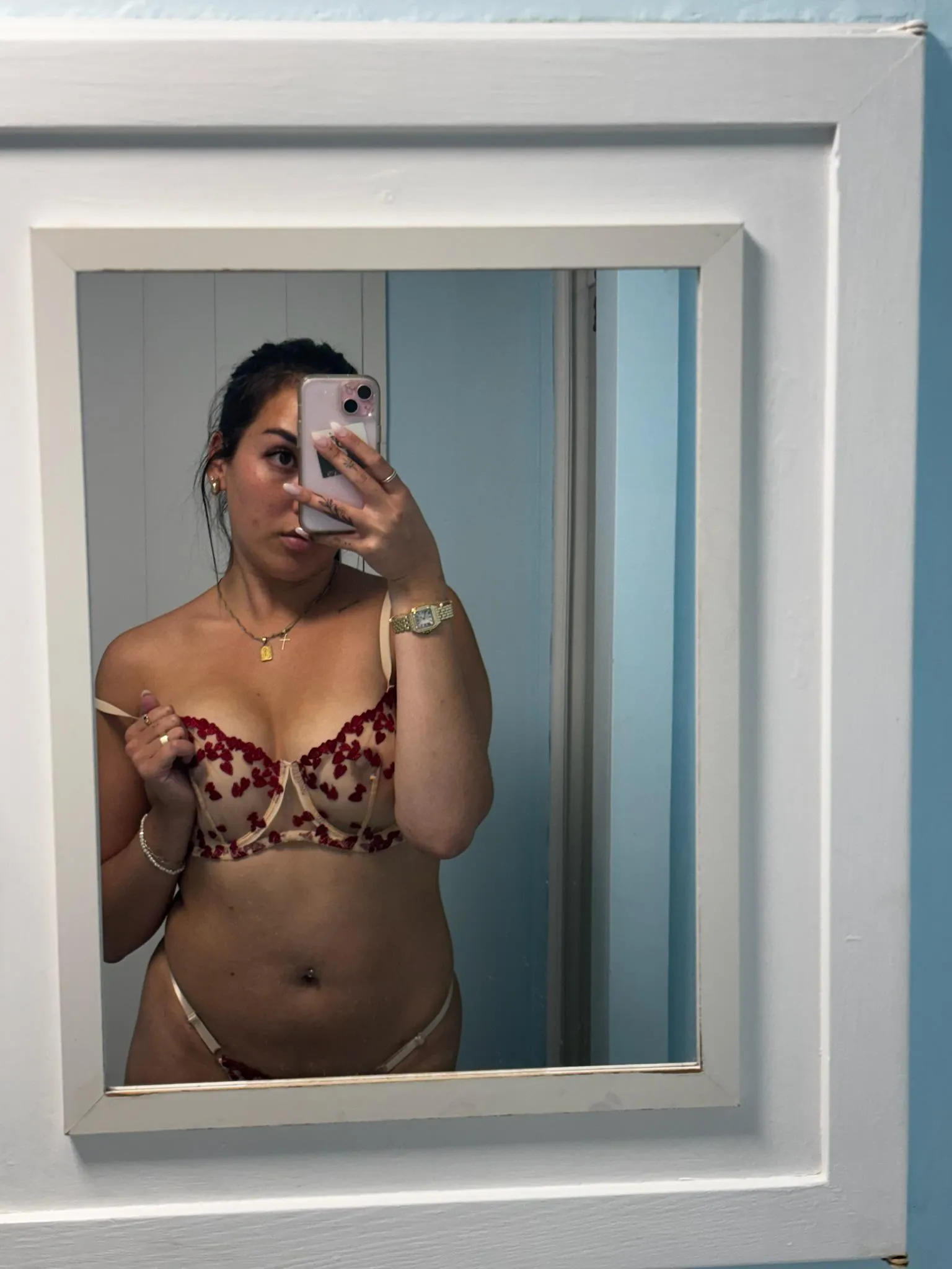 Looking for a couple of nights of fun and creampies with someone cool. I’m dtf and on bc! posted by Careless-Fig477