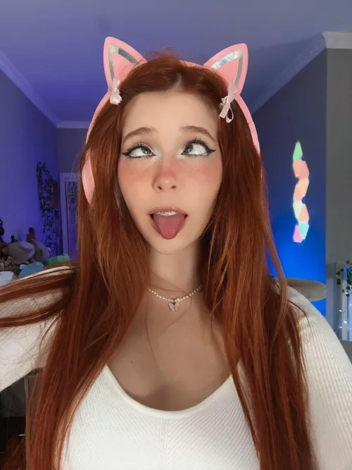 Quit being so shy, you know what I deserve on this tongue :3 by shiro_luxx