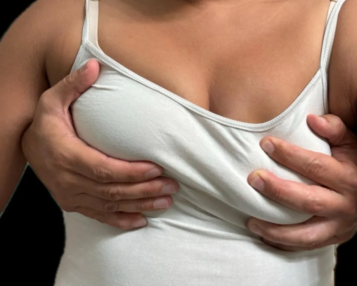 Who else loves titties you n a tank top? posted by AS1AN_80085