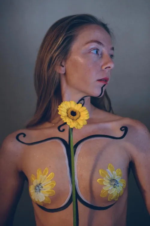 Flowergirl by Artanni55