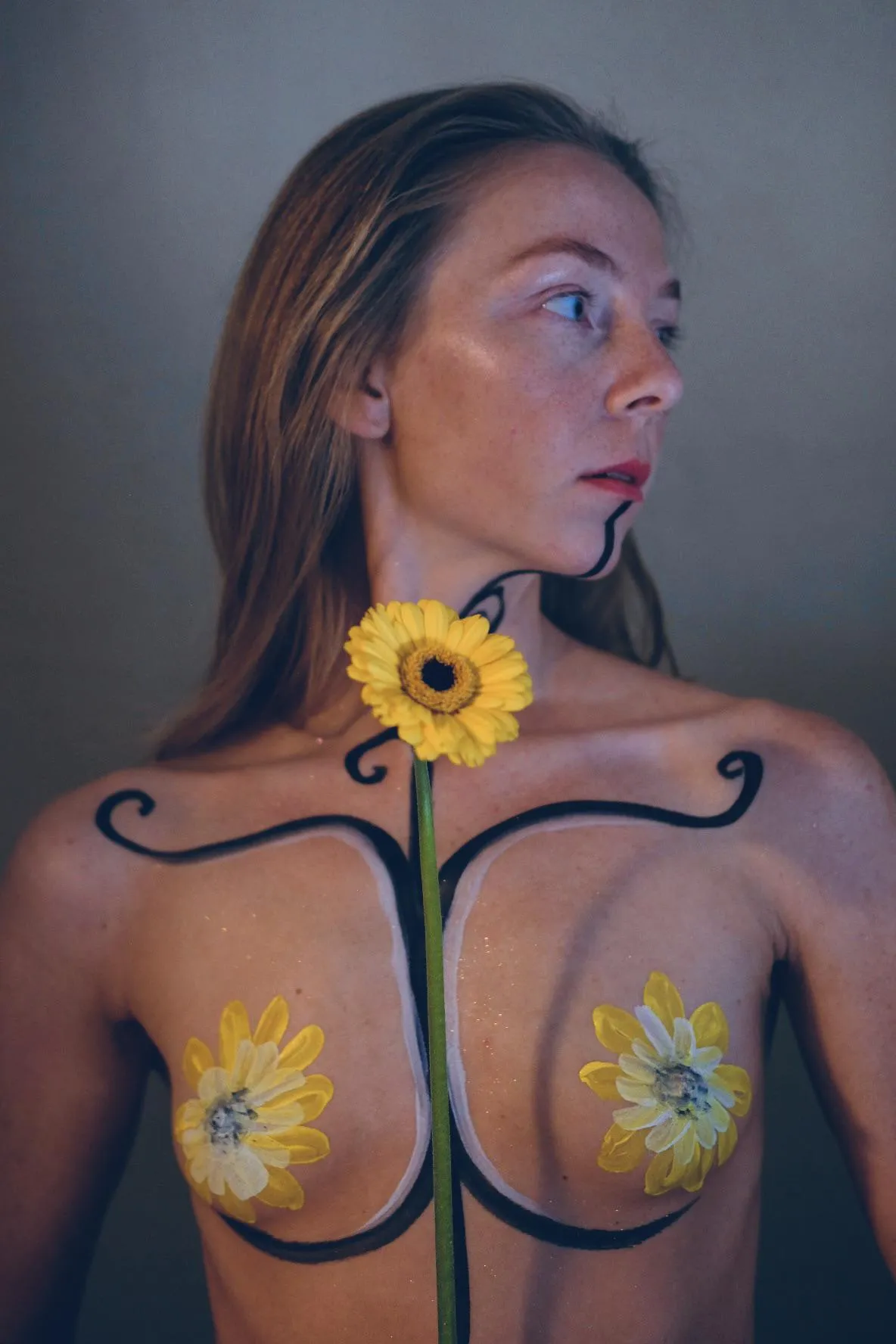 Flowergirl posted by Artanni55