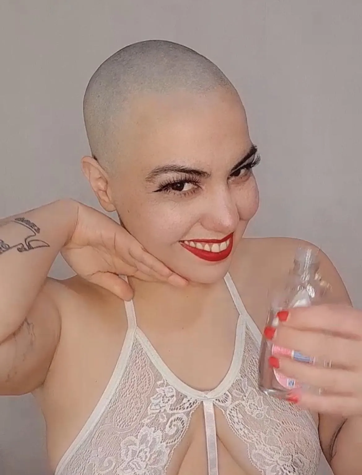 I'm thinking about going soft again, do you want to help me? posted by cherrypieok