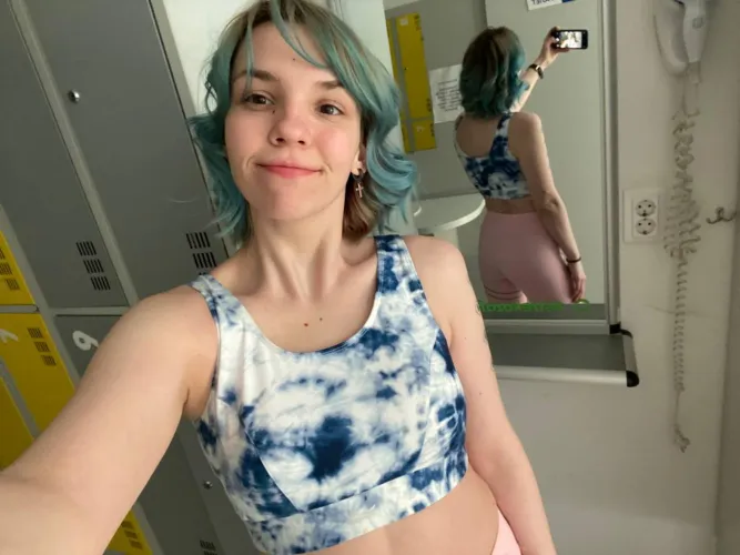 just a pre workout picture ;) by OrliDarmily