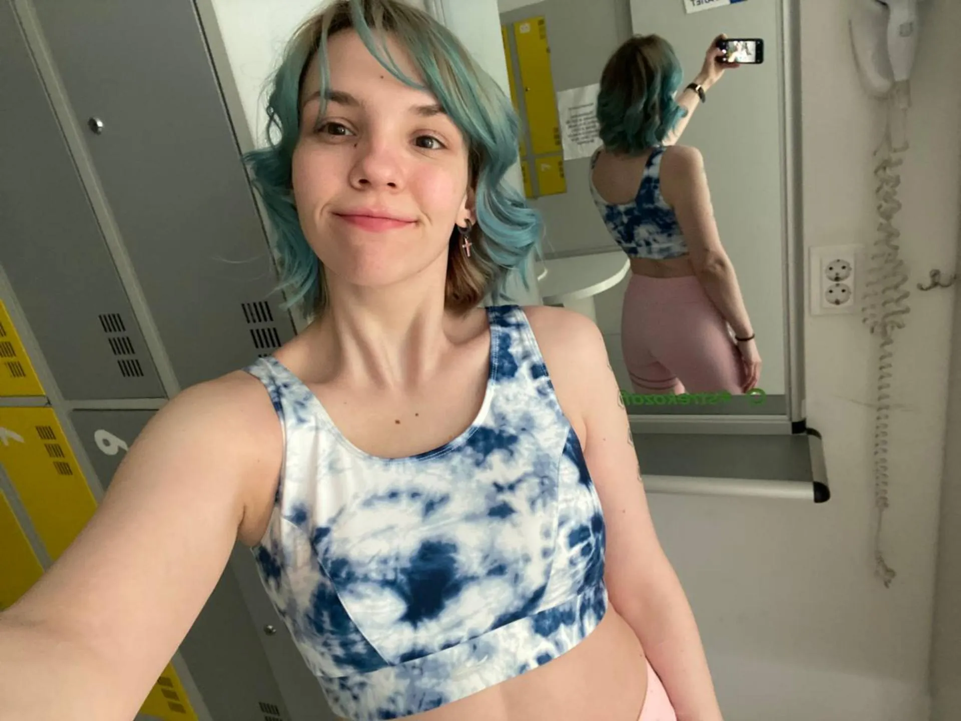 just a pre workout picture ;) posted by OrliDarmily