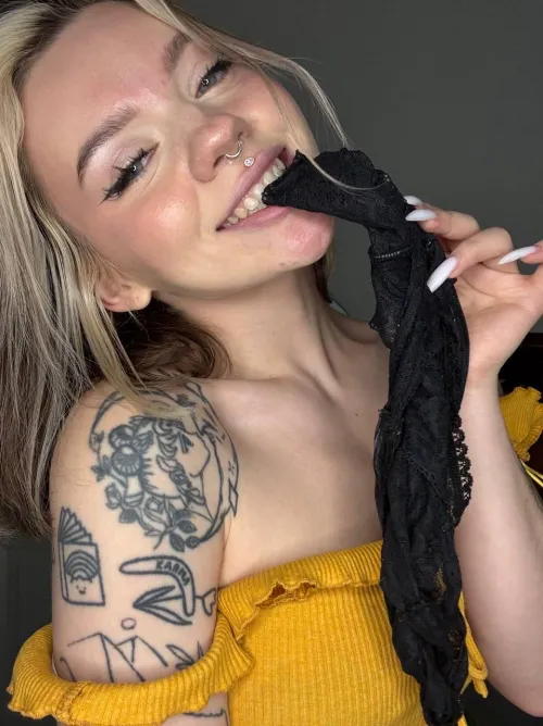 U should taste my sweet panties by Corvodafruta