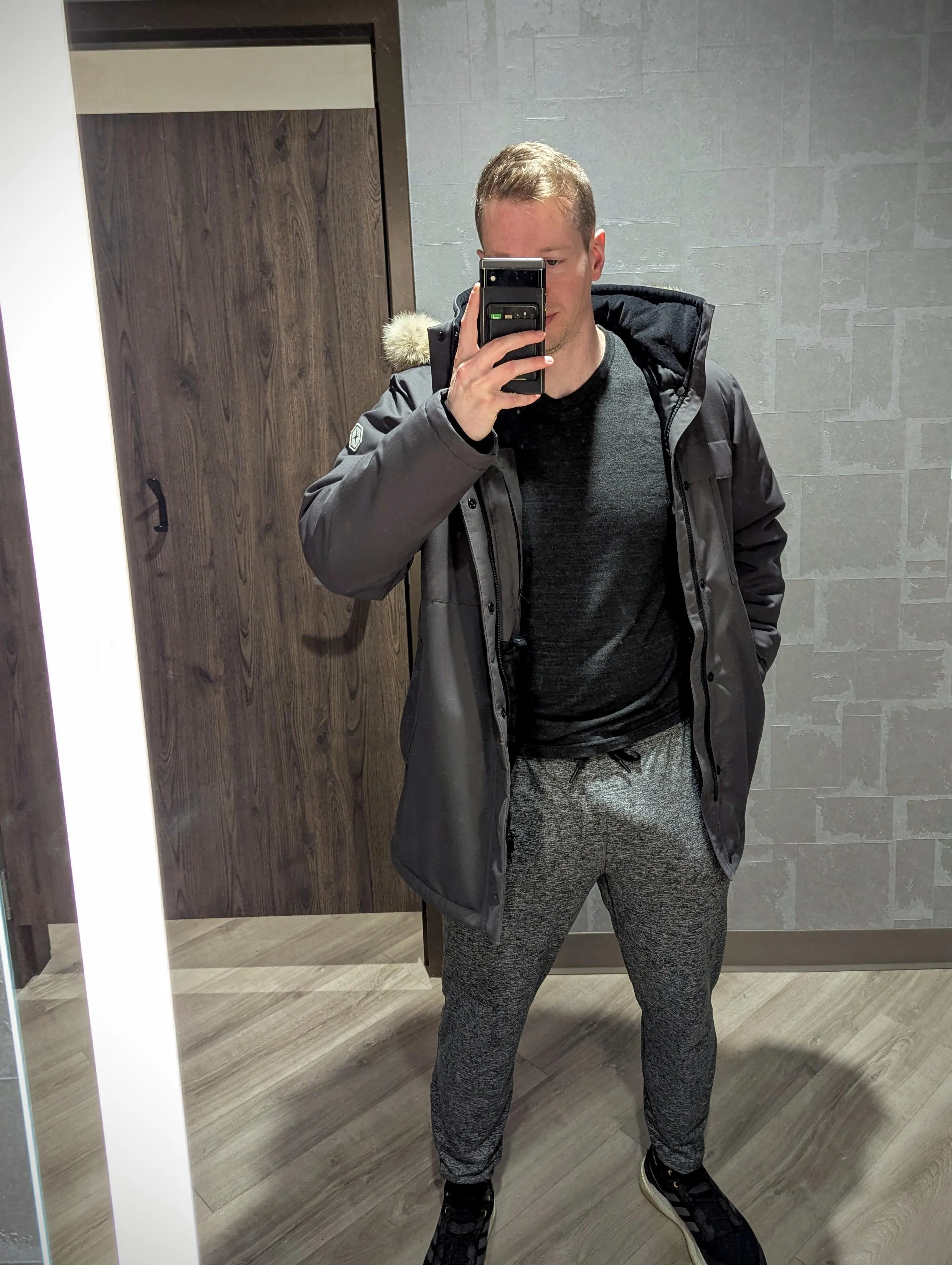 32 straight in grey sweatpants posted by capitalgains777