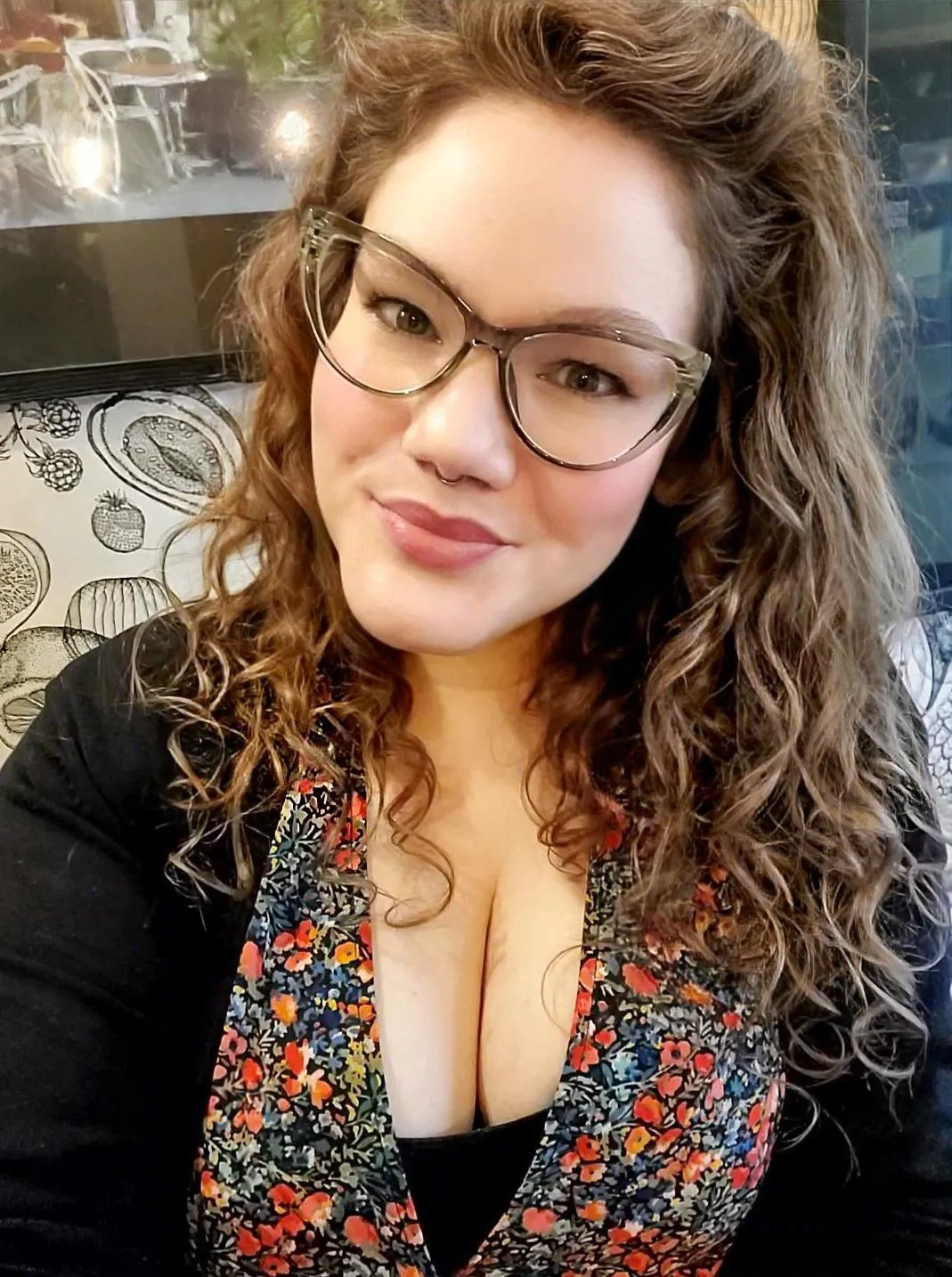 Cute enough to take on a date? posted by xxohbunnyxx