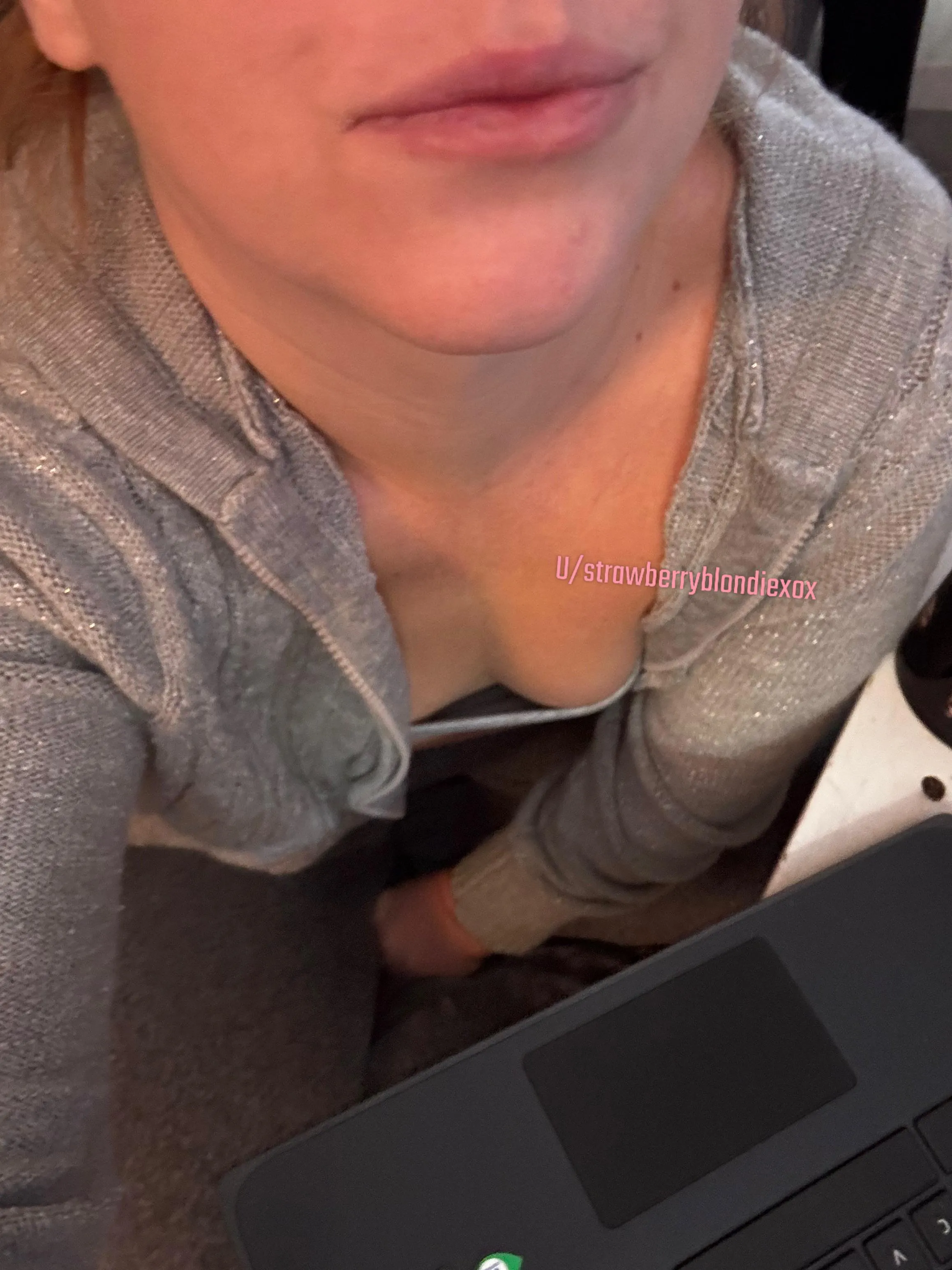Downblouse Or Videos On My Computer, Which Are You More Interested In? posted by StrawberryBlondiexox